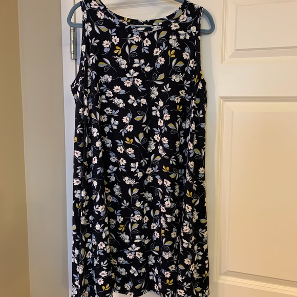 LOFT Dresses & Skirts - Final Price- Loft Navy Floral Tank Dress NWOT